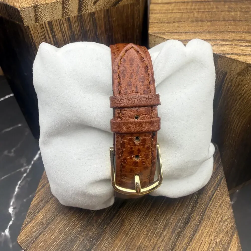 Vintage 1998 Carriage by Timex Indiglo Mickey Mouse Leather Watch
